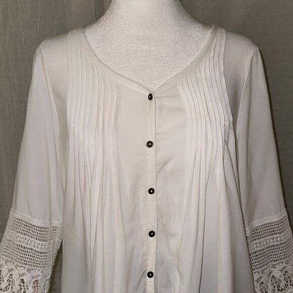 Millers 14 White Button Front Quarter Sleeve Crochet Lace Trim Pleated Blouse - Picture 3 of 8